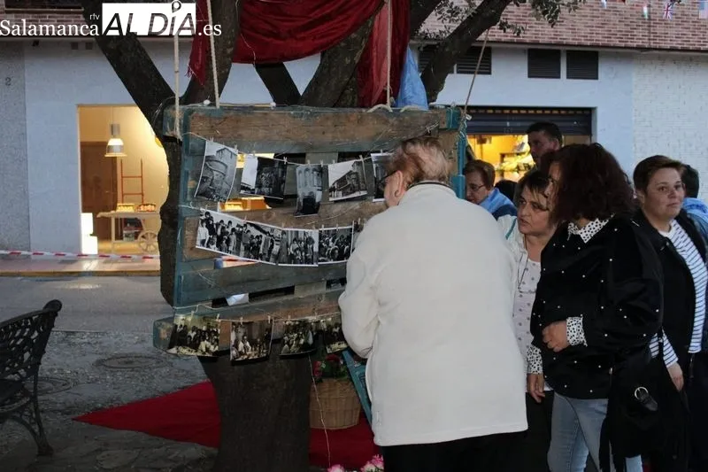 Foto 5 - Emotiva ofrenda floral a San Miguel