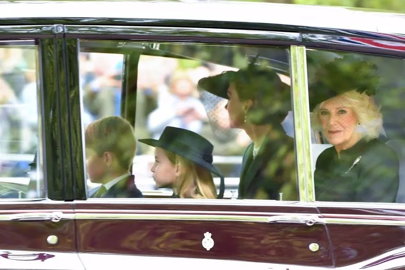 Foto 10 - As&iacute; ha sido el hist&oacute;rico funeral de Estado de la Reina Isabel II 