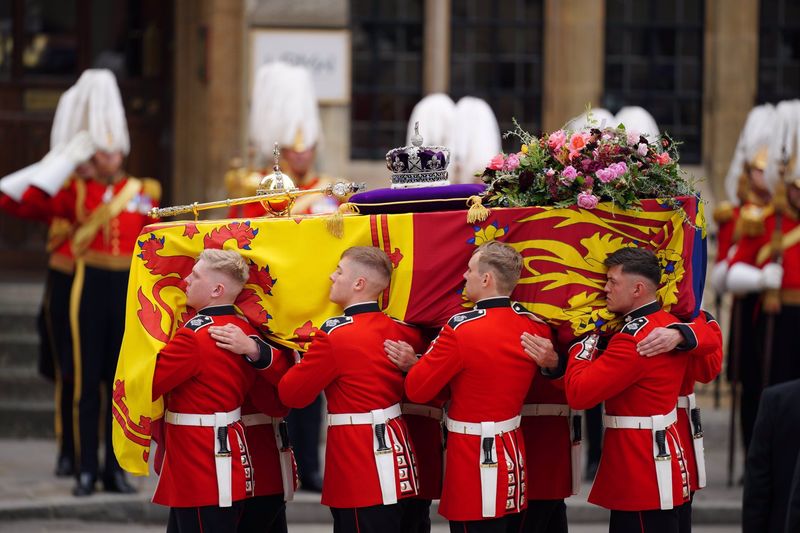 Foto 3 - Así ha sido el histórico funeral de Estado de la Reina Isabel II 