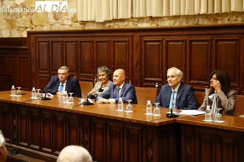 Homenaje al exrector de la USAL, Ignacio Berdugo, en el Aula Unamuno. Foto de David Sañudo