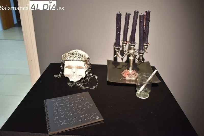 Exposición FATUM en la biblioteca Torrente Ballester