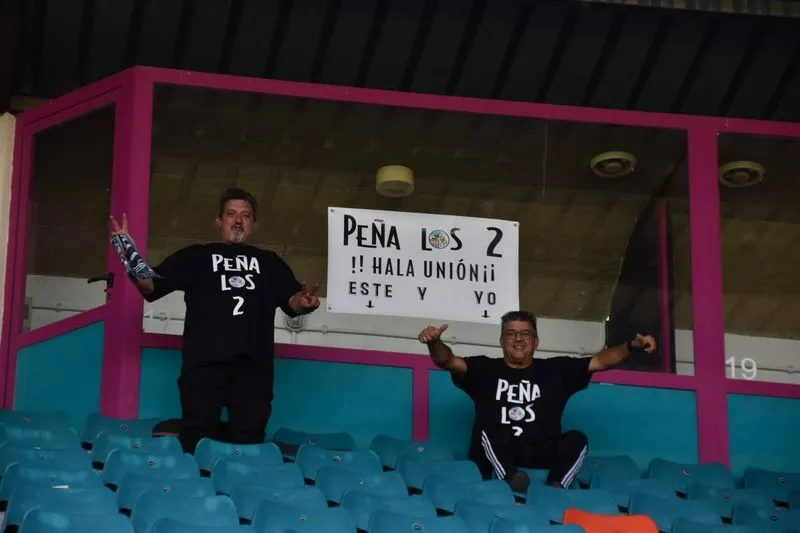 Foto 3 - El Helm&aacute;ntico conecta con el Salamanca UDS en su estreno liguero