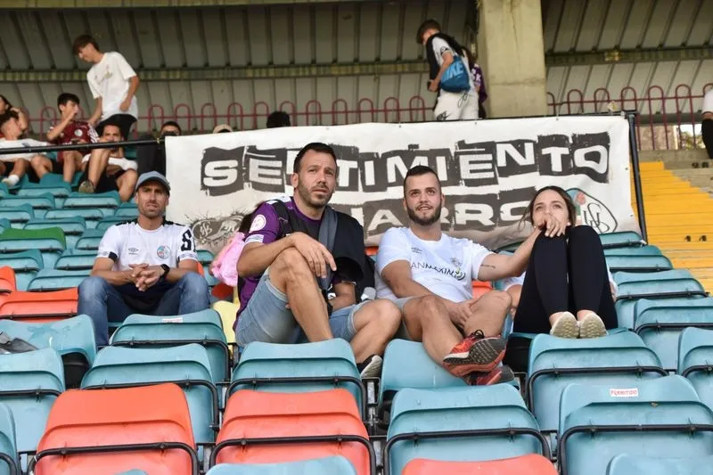 Foto 15 - El Helm&aacute;ntico conecta con el Salamanca UDS en su estreno liguero