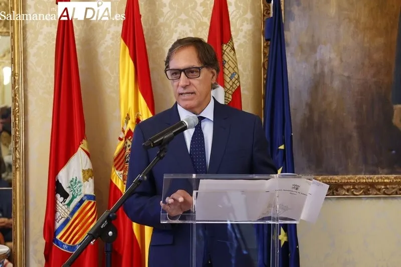 Presentación en el Ayuntamiento del proyecto de la Casa de la Ciencia. Foto de David Sañudo
