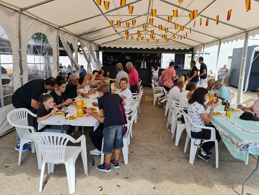 Foto 5 - Una paella popular cierra las fiestas de Aldehuela de Yeltes