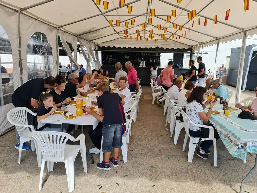 Foto 5 - Una paella popular cierra las fiestas de Aldehuela de Yeltes