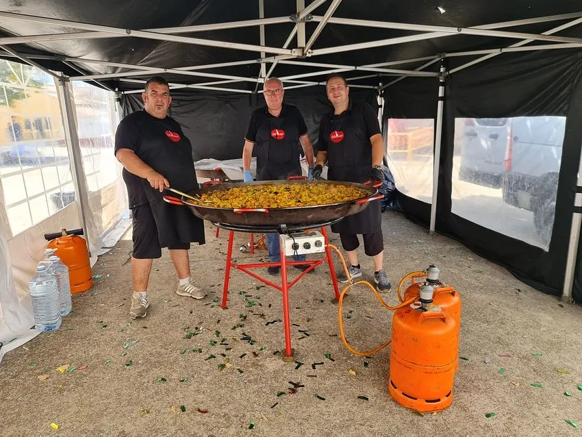 Foto 2 - Una paella popular cierra las fiestas de Aldehuela de Yeltes