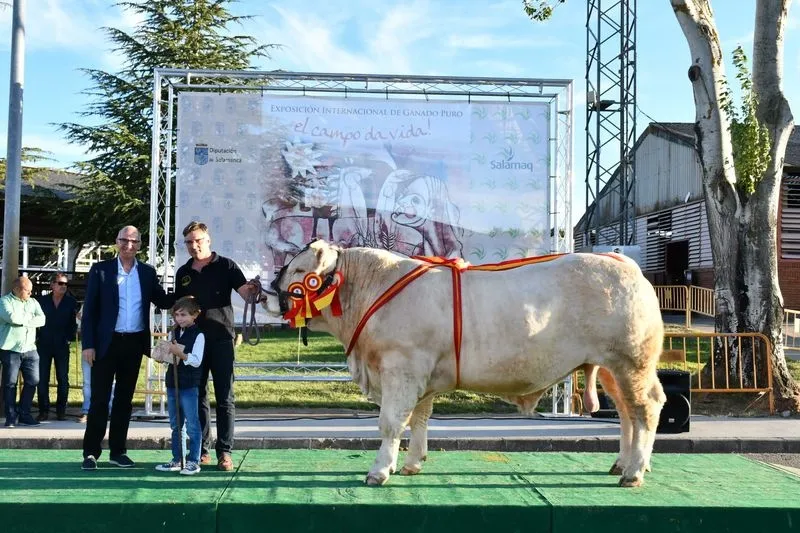Entrega de premios de la 33 Exposición de Ganado Puro en la Feria Salamaq. Foto Salamaq