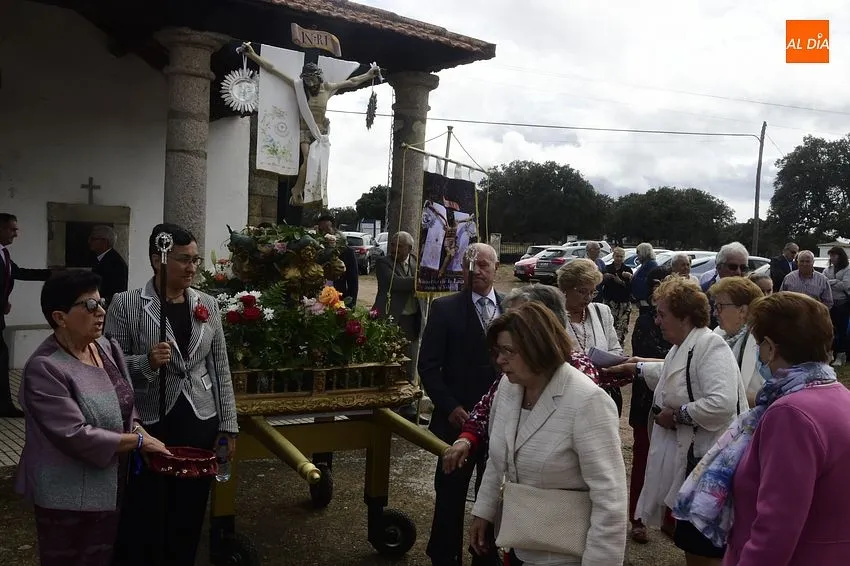 Porcesión del Cristo de La Laguna en Aldehuela de Yeltes / Fotos: Adrián M.Pastor