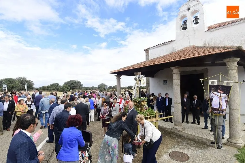 Porcesión del Cristo de La Laguna en Aldehuela de Yeltes / Fotos: Adrián M.Pastor