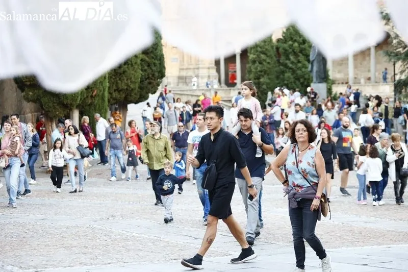 El pasacalles ‘Drakarys’ por el centro de la ciudad | Fotos: David Sañudo