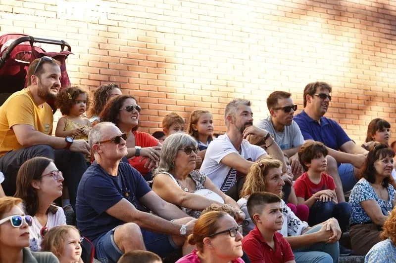 Teatro familiar 'Leyendas fantásticas (o el arte nuevo de tener razón)'  en La Alamedilla | Fotos: David Sañudo