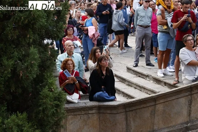Pasacalles ‘Drakarys’  por el centro de Salamanca | Fotos: David Sañudo