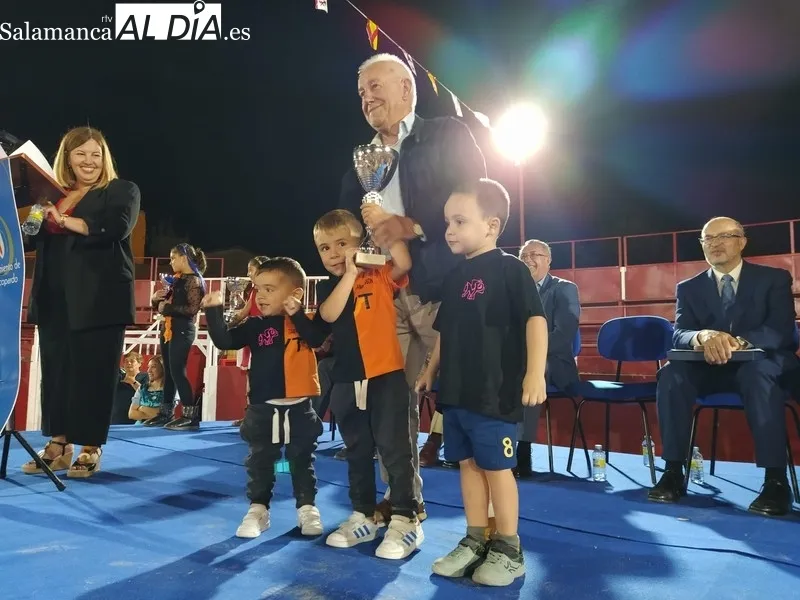 Tercer premio del concurso de carrozas en adultos