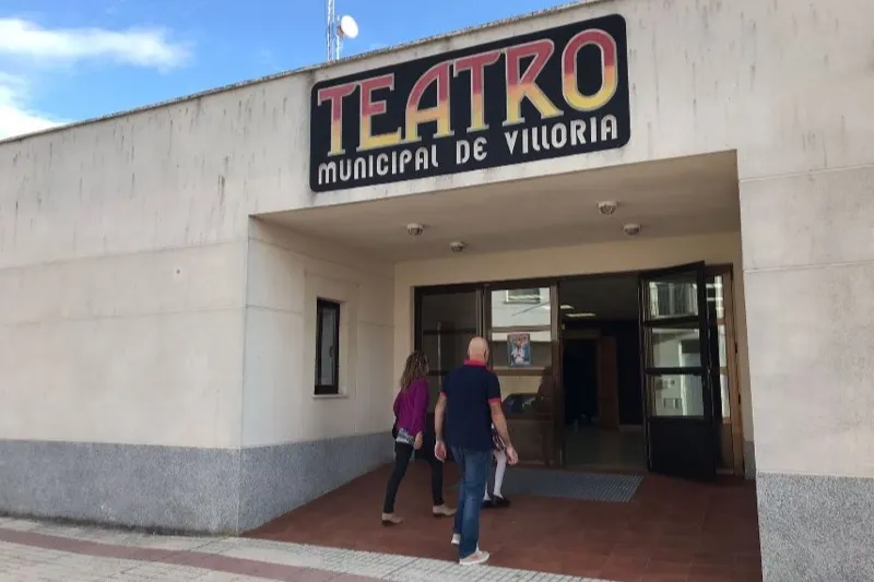 La obra ‘Pequeños Cerebros’ llegaba al Teatro de Villoria