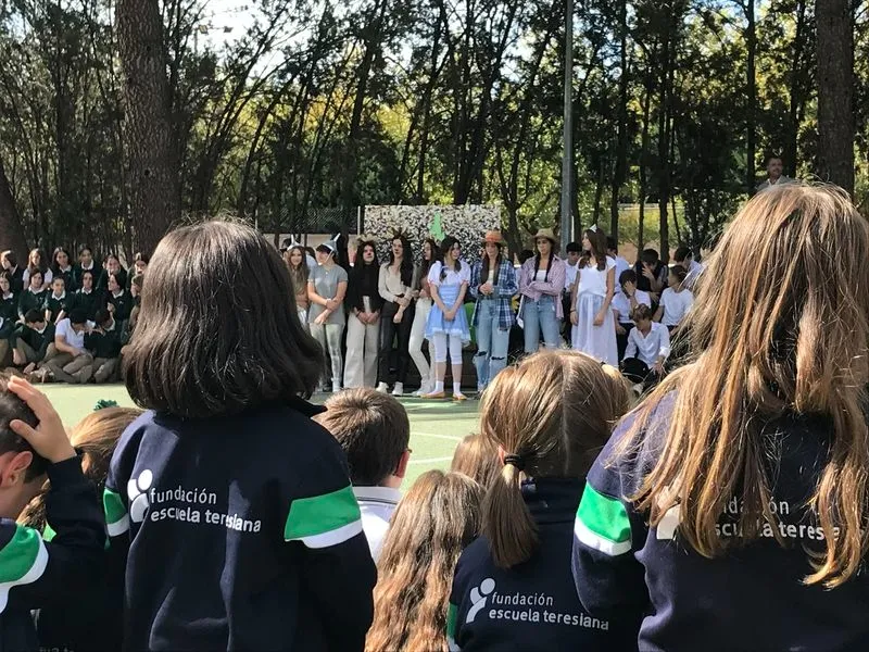 Imágenes de la celebración de la fiesta en las Teresianas de Salamanca
