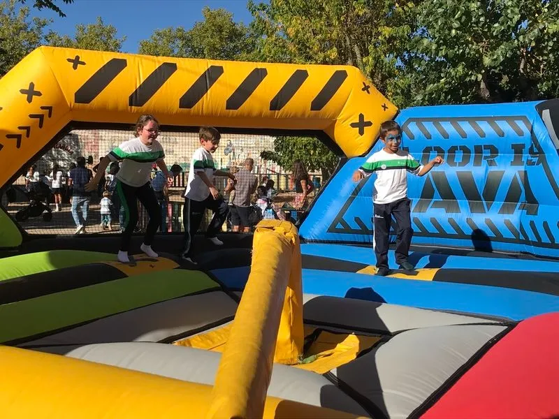 Imágenes de la celebración de la fiesta en las Teresianas de Salamanca