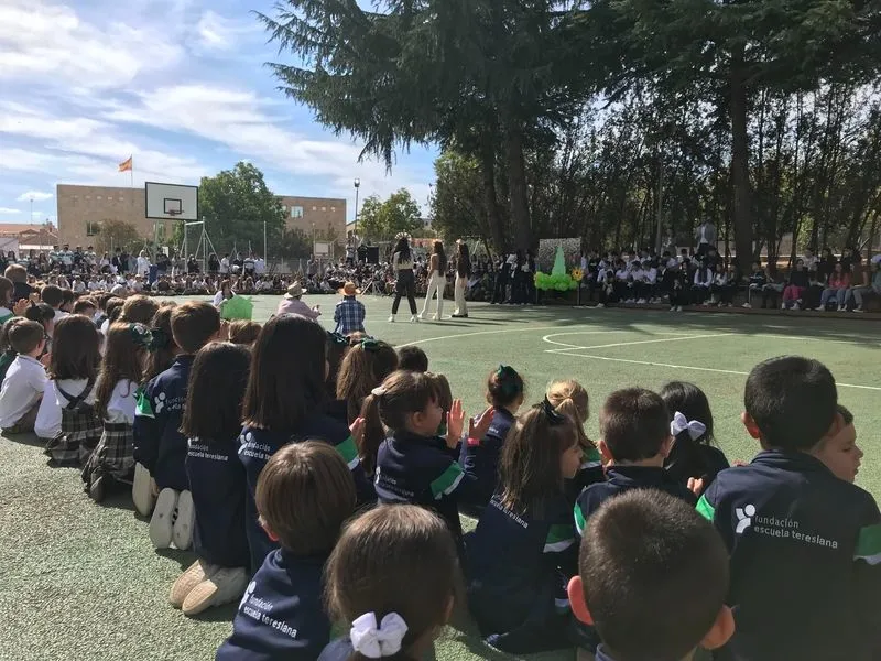 Imágenes de la celebración de la fiesta en las Teresianas de Salamanca