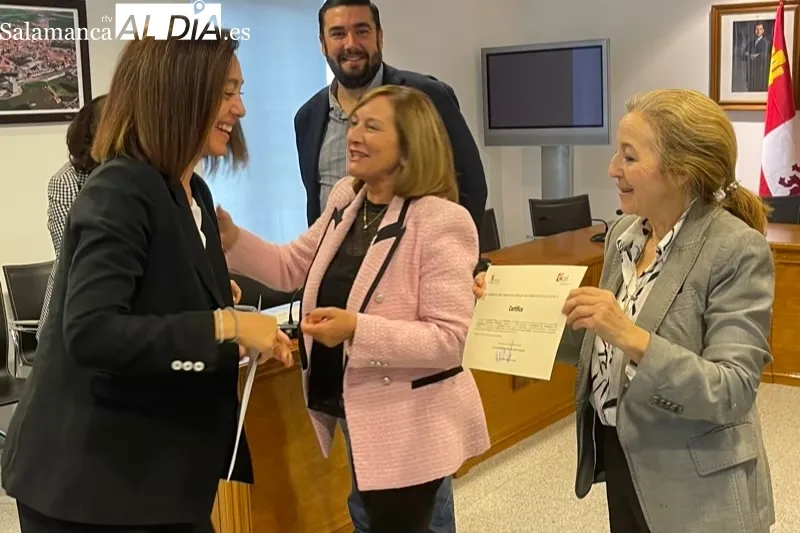 Los integrantes del programa Ecopintura Peñaranda han recibido su certificado de profesionalidad 