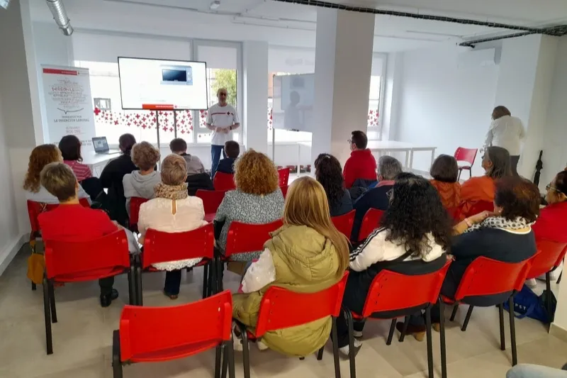 Cruz Roja ofrecía un taller de ahorro energético 
