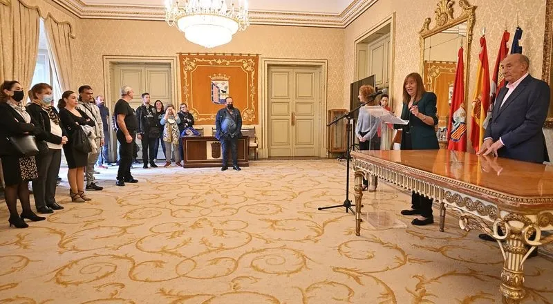 Recepción en el Ayuntamiento a la Asociación de Familiares y Personas con Enfermedad Mental (AFEMC) Salud Mental Salamanca,