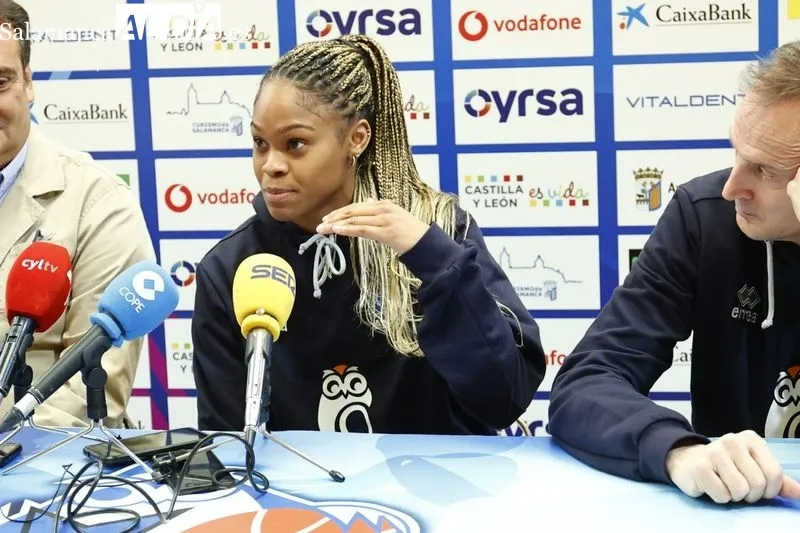 Foto 6 - Moriah Jefferson, presentada como "una de las jugadoras que el Perfumer&iacute;as Avenida siempre quiere tener"