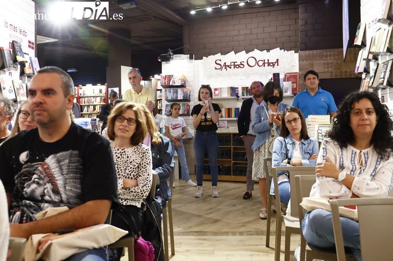 César Pérez Gellida, este miércoles en Salamanca presentando su nueva novela