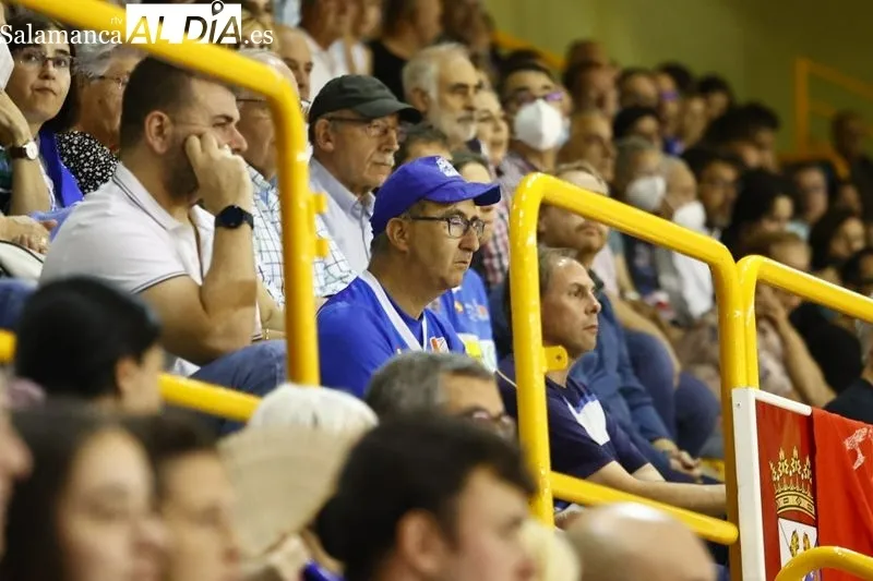 Foto 12 - La Marea Azul, fiel a su cita con el Perfumer&iacute;as Avenida una temporada m&aacute;s