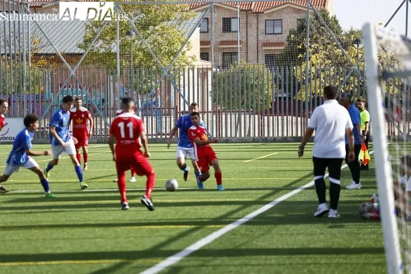 Foto 7 - El Navega gana al Trinitarios para no perder comba en la pelea por el liderato en Provincial (3-0)