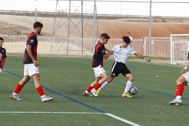 Foto 10 - As&iacute; ha sido la jornada en el f&uacute;tbol base regional para los equipos salmantinos
