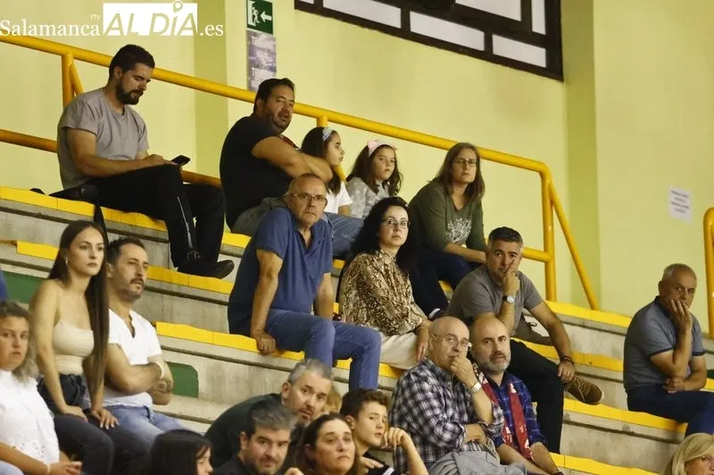 Foto 18 - El CB Tormes inicia su etapa en LEB Plata cayendo en casa frente a La Roda (77-86)