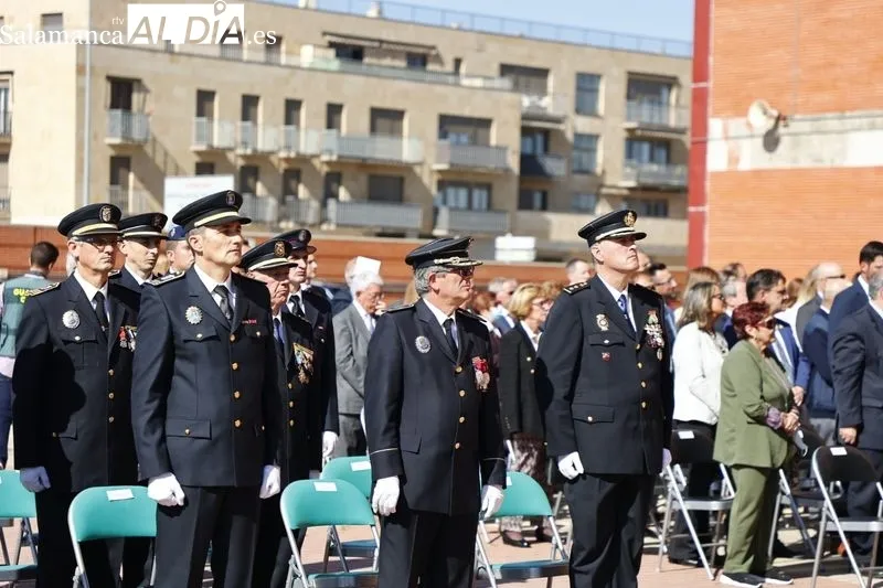 Celebración de la festividad de la Virgen del Pilar, patrona de la Guardia Civil, en Salamanca. Fotos: David Sañudo