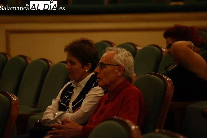 Encuentro de Poetas Iberoamericano en el Teatro Liceo.
