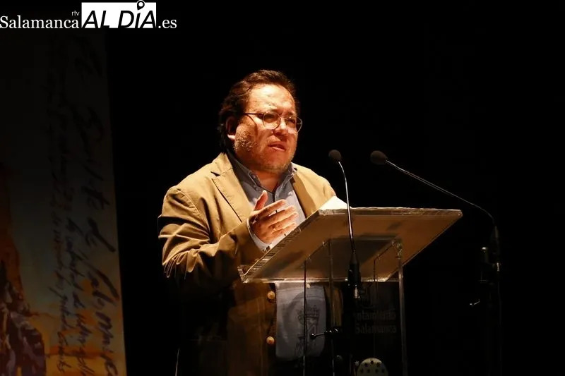 Encuentro de Poetas Iberoamericano en el Teatro Liceo.