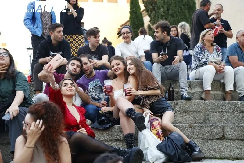 El Farinato Rock ha vuelto a celebrarse en la plaza San Román. Fotos: David Sañudo