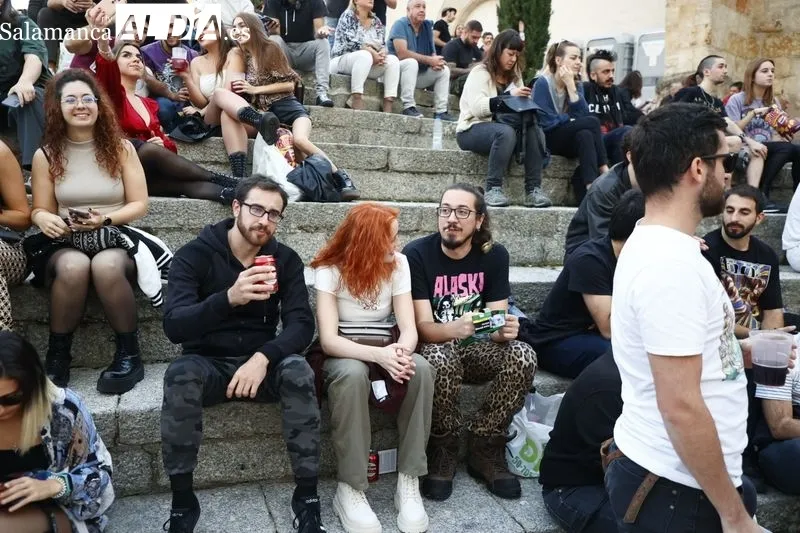 El Farinato Rock ha vuelto a celebrarse en la plaza San Román. Fotos: David Sañudo