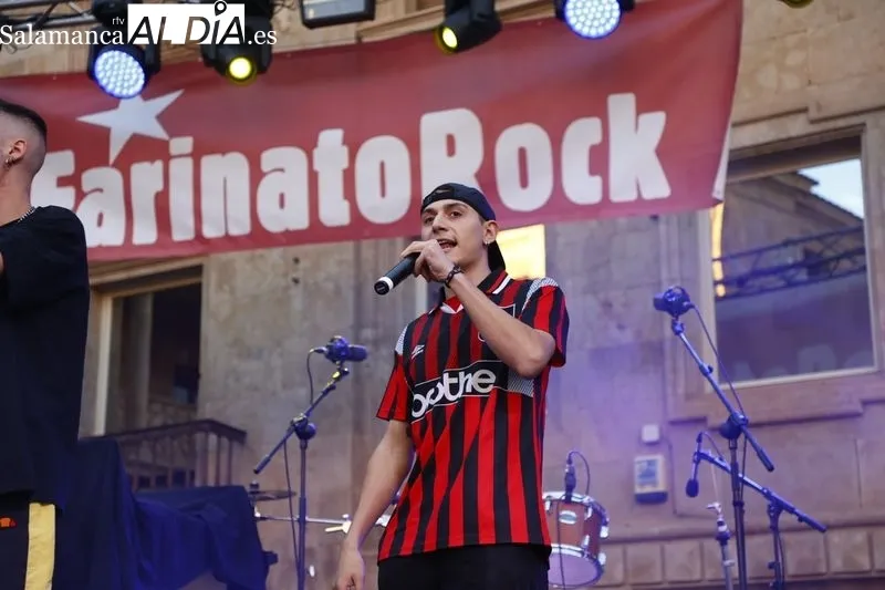 El Farinato Rock ha vuelto a celebrarse en la plaza San Román. Fotos: David Sañudo