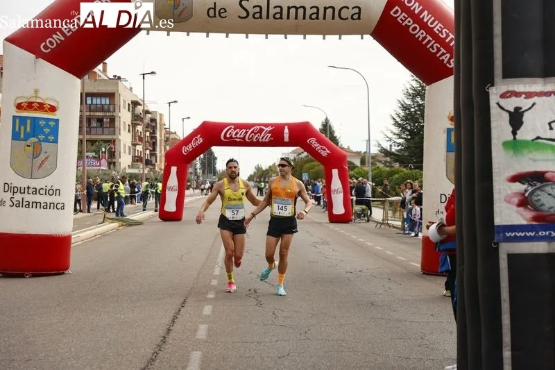Foto 17 - Carlos Gallego, el m&aacute;s r&aacute;pido en la Media Marat&oacute;n Diputaci&oacute;n