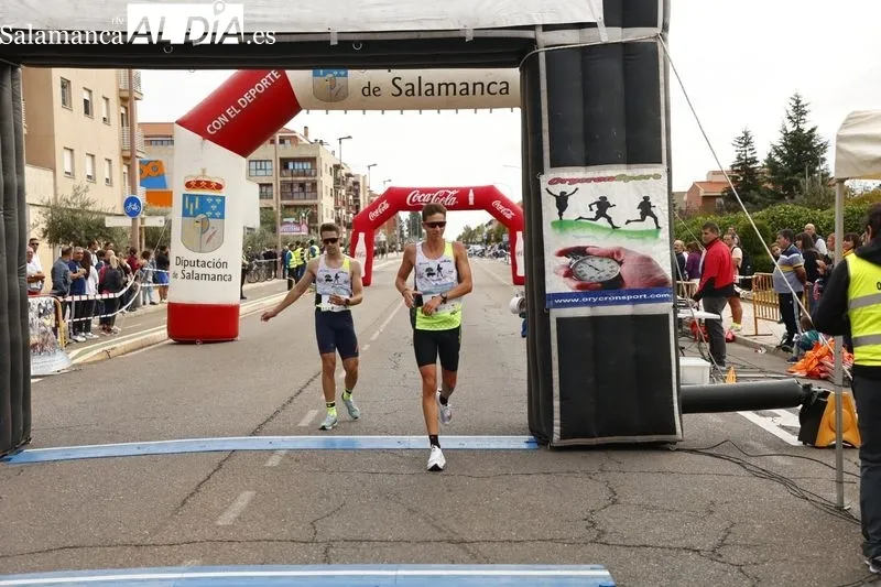 Foto 9 - Carlos Gallego, el m&aacute;s r&aacute;pido en la Media Marat&oacute;n Diputaci&oacute;n