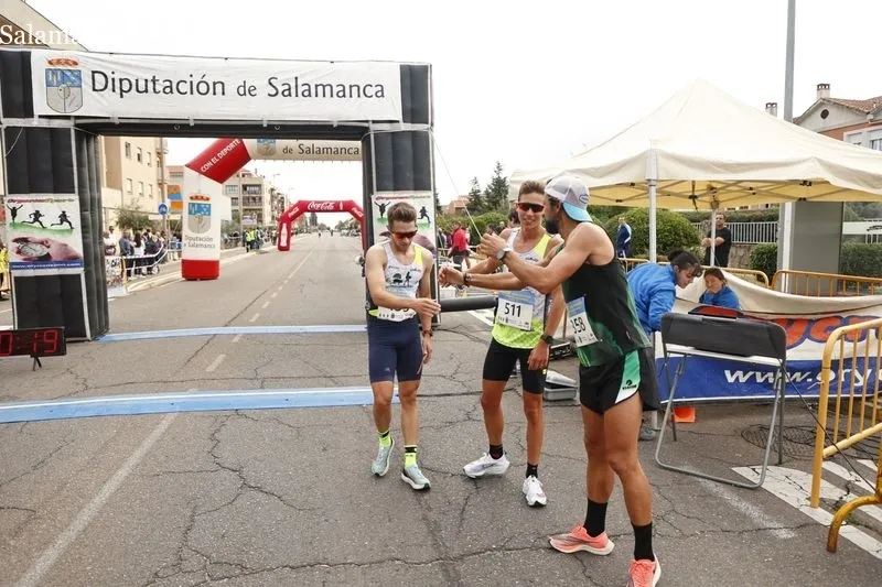 Foto 8 - Carlos Gallego, el m&aacute;s r&aacute;pido en la Media Marat&oacute;n Diputaci&oacute;n