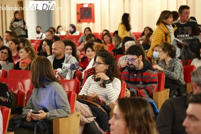 Conferencia 'Enseñar desde el cerebro que aprende', actividad organizada por CSIF en Salamanca. Fotos: David Sañudo