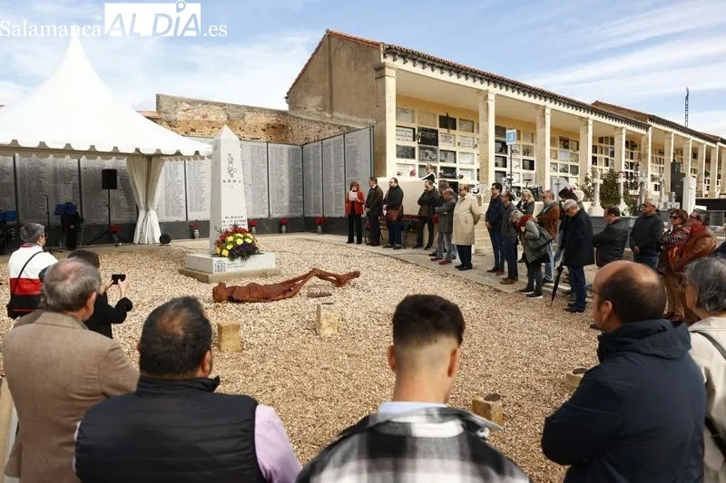 La Asociación Salamanca Memoria y Justicia amplia el Memorial del cementerio San Carlos Borromeo de Salamanca. Fotos: David Sañudo