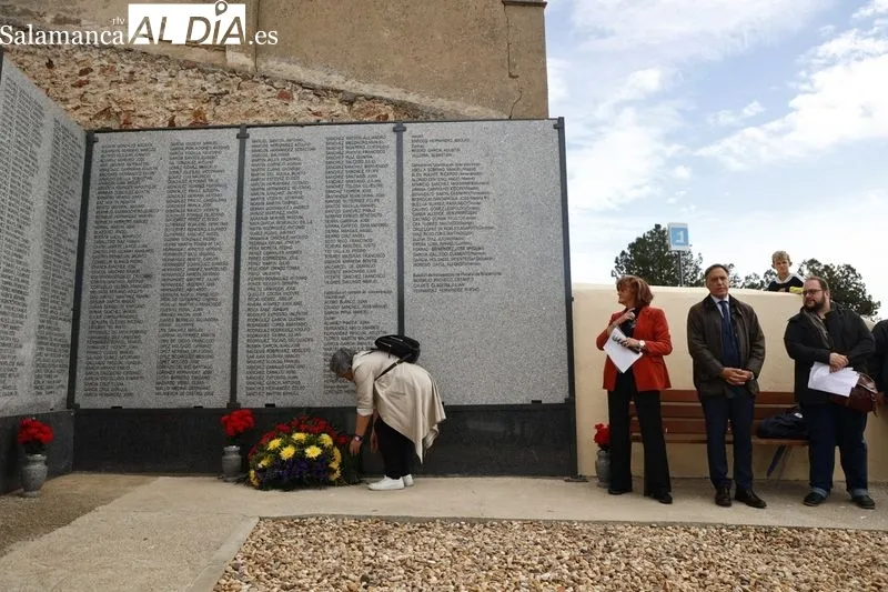 La Asociación Salamanca Memoria y Justicia amplia el Memorial del cementerio San Carlos Borromeo de Salamanca. Fotos: David Sañudo