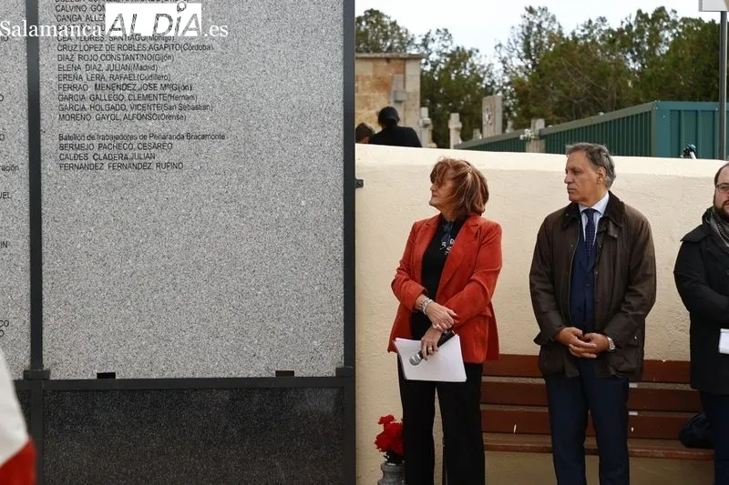 La Asociación Salamanca Memoria y Justicia amplia el Memorial del cementerio San Carlos Borromeo de Salamanca. Fotos: David Sañudo