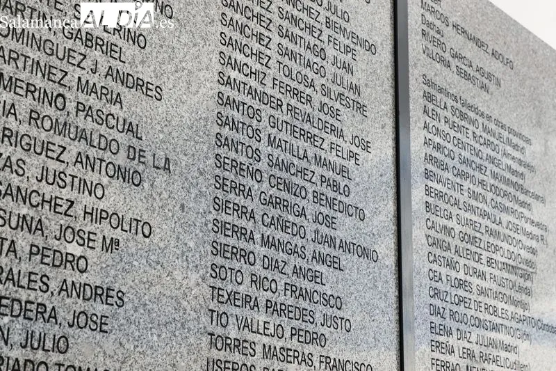 La Asociación Salamanca Memoria y Justicia amplia el Memorial del cementerio San Carlos Borromeo de Salamanca. Fotos: David Sañudo