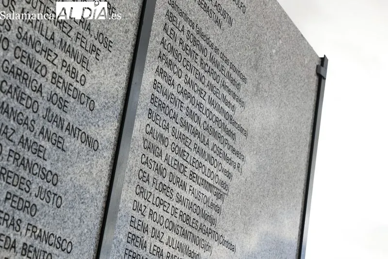 La Asociación Salamanca Memoria y Justicia amplia el Memorial del cementerio San Carlos Borromeo de Salamanca. Fotos: David Sañudo