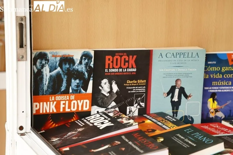 Primer día de la La Feria del Libro Antiguo y de Ocasión. Fotos: David Sañudo