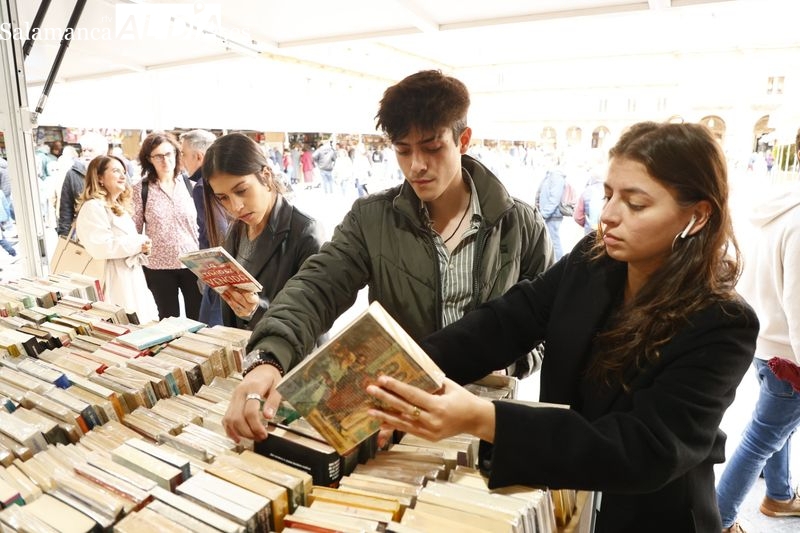 La Feria del Libro Antiguo y de Ocasión regresa a la Plaza tres años después