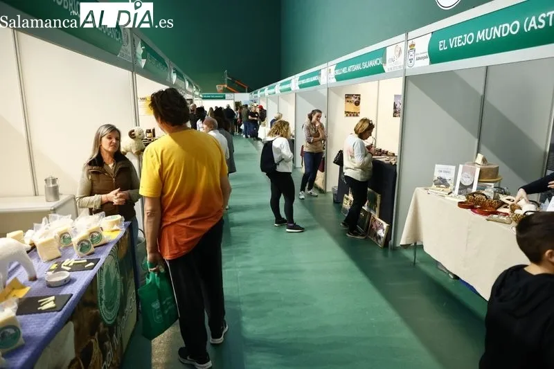 Feria de la Miel en Aldeatejada. Fotos: David Sañudo