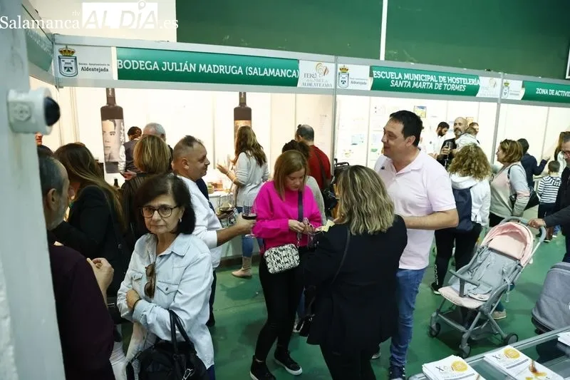 Feria de la Miel en Aldeatejada. Fotos: David Sañudo